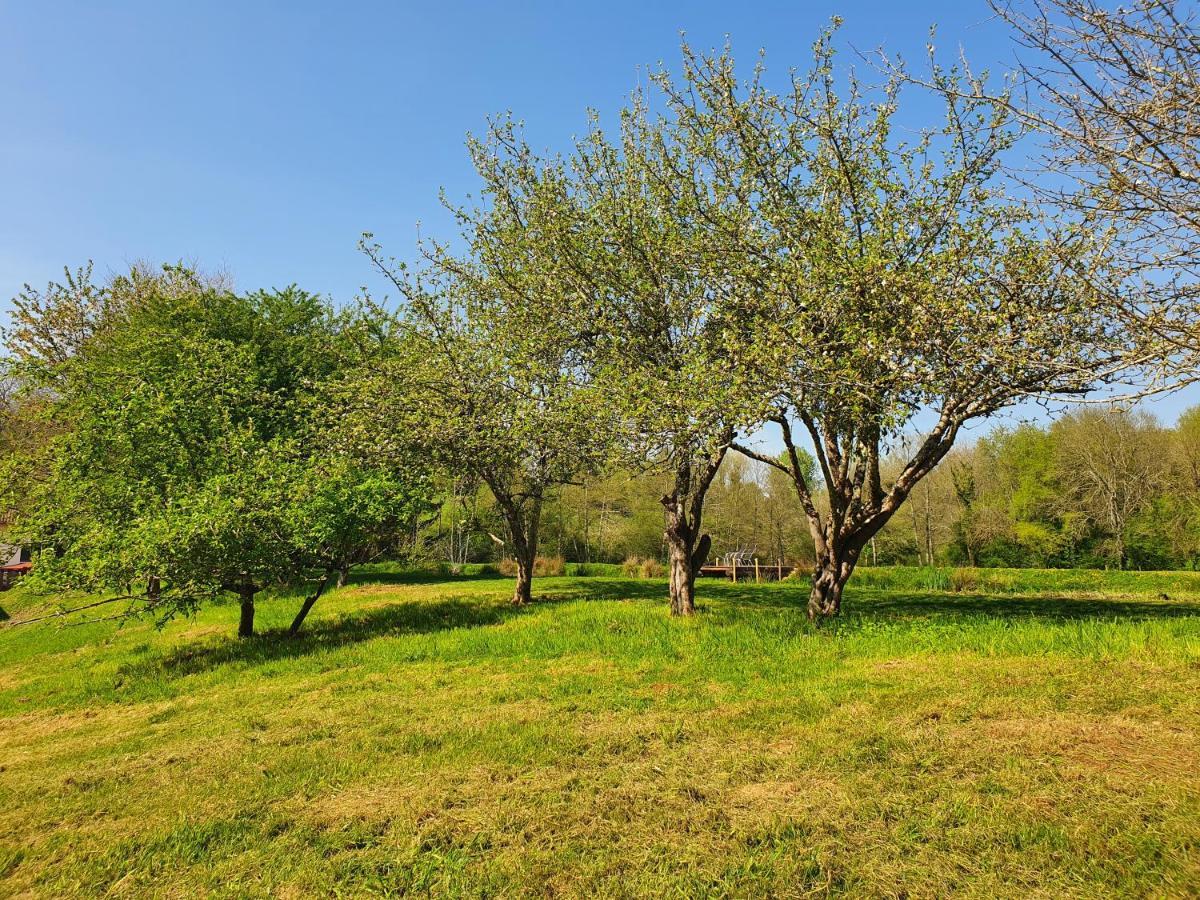 Moulin Du Pommier Glamping & Camping Saulgond Экстерьер фото