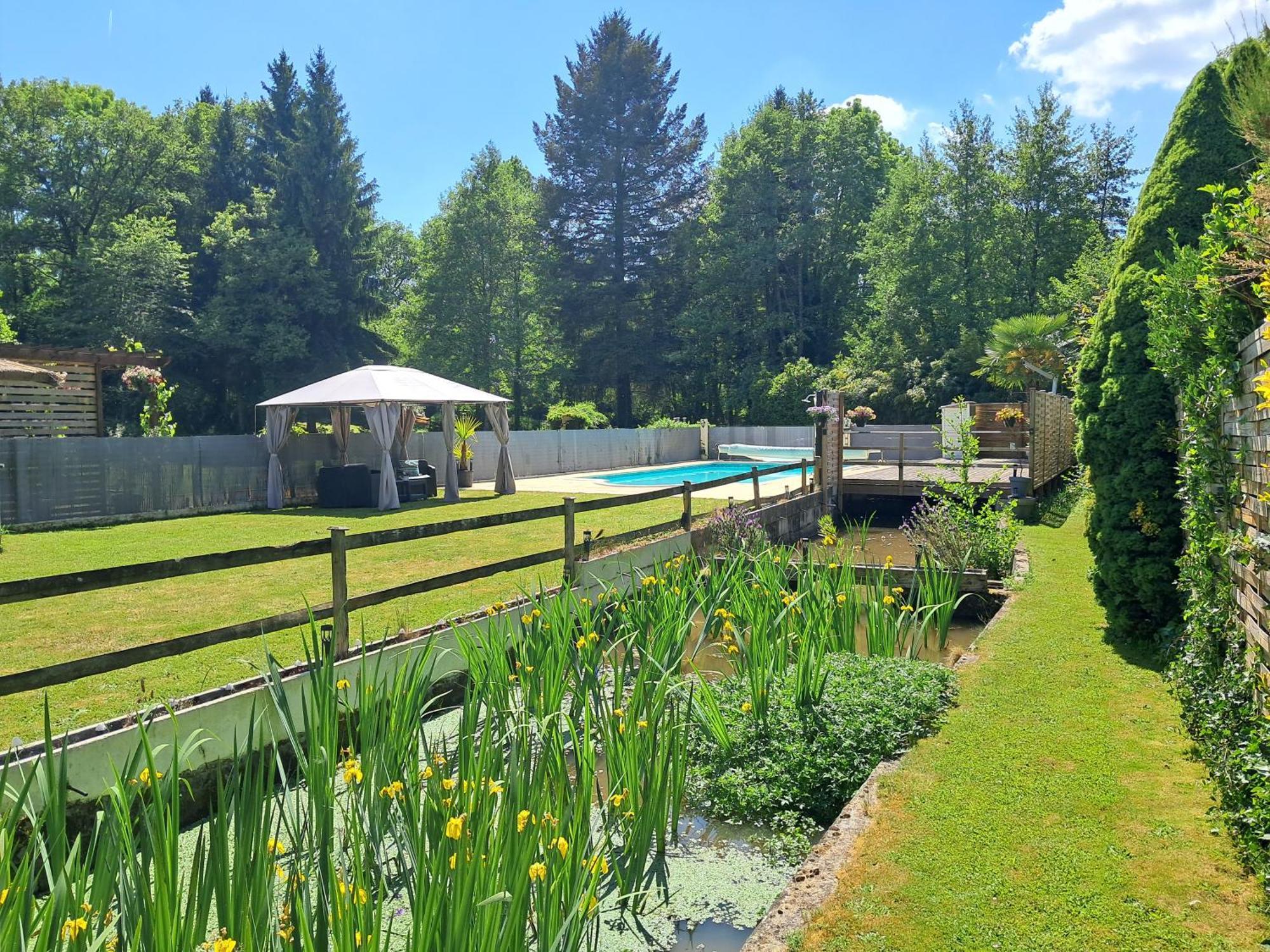 Moulin Du Pommier Glamping & Camping Saulgond Экстерьер фото